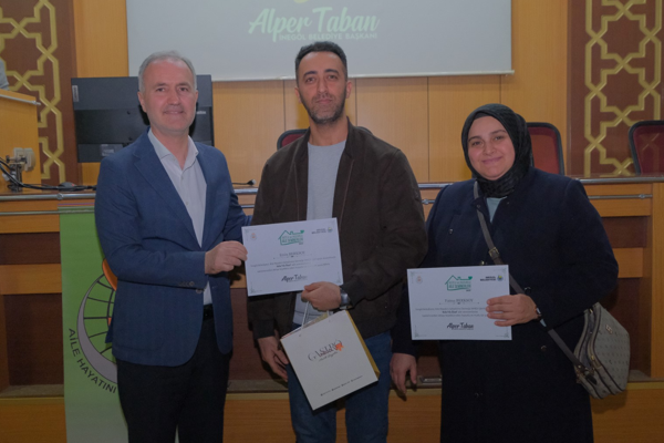 Aile Okulu’nda ödüller sahiplerini buldu