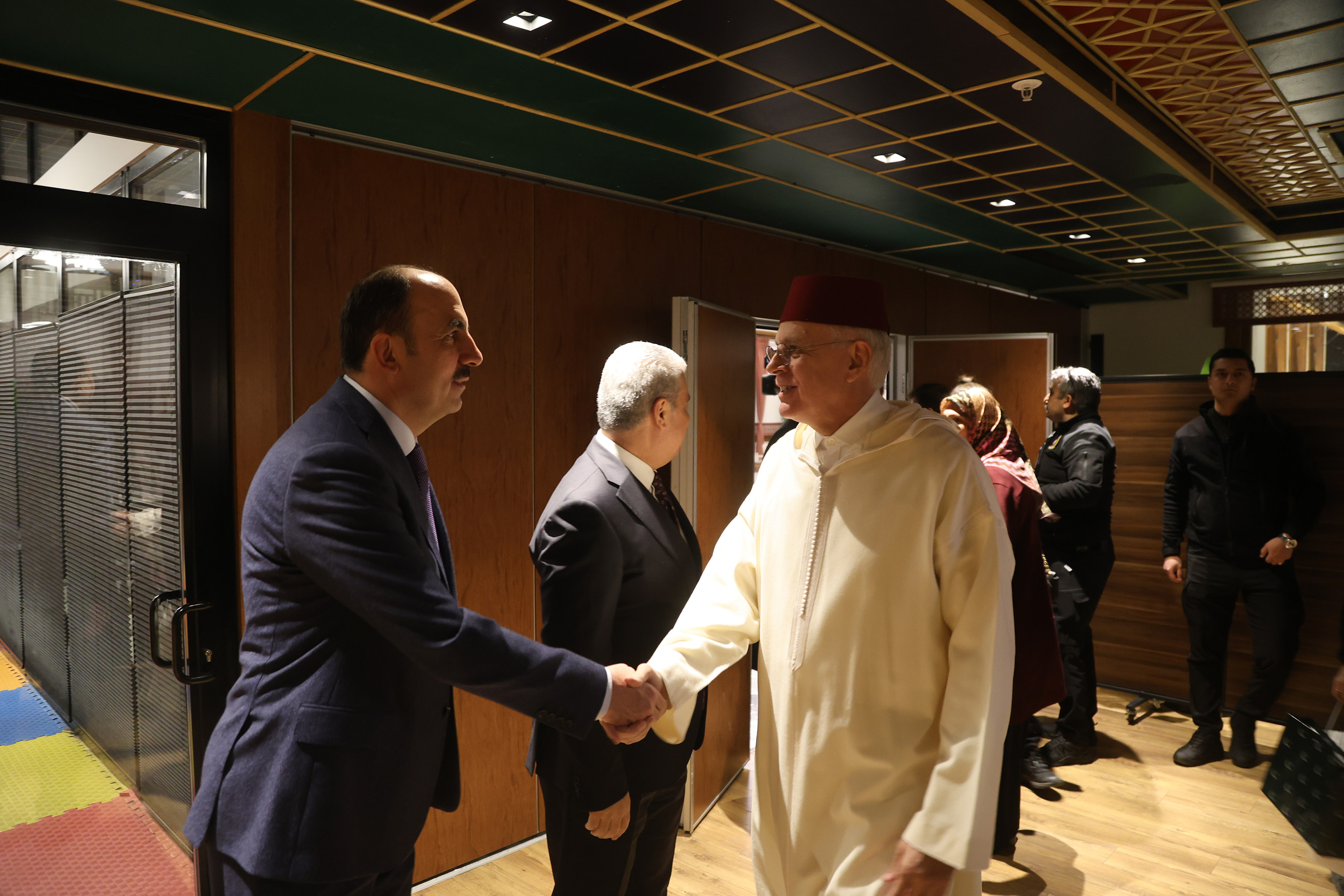 Vali Akın ile Başkan Altay, yabancı ülkelerin büyükelçilerini ağırladı