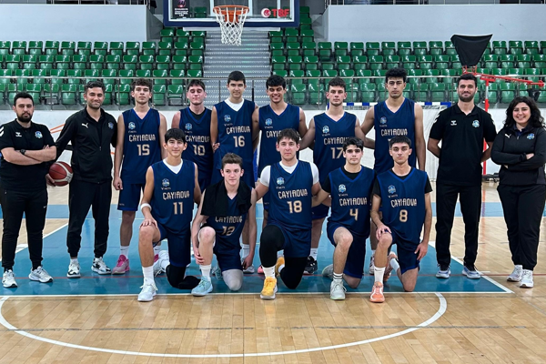 Çayırova U-18 Basketbol Takımı, namağlup grup lideri oldu