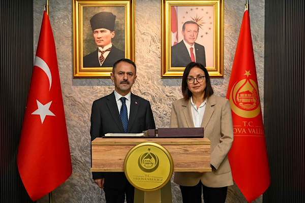Kocaeli Valisi Aktaş, Yalova Valisi Kaya’yı ziyaret etti