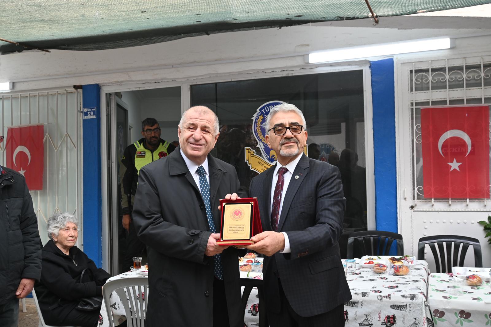 Zafer Partisi Genel Başkanı Özdağ, Antalya’da ziyaretlerini sürdürüyor