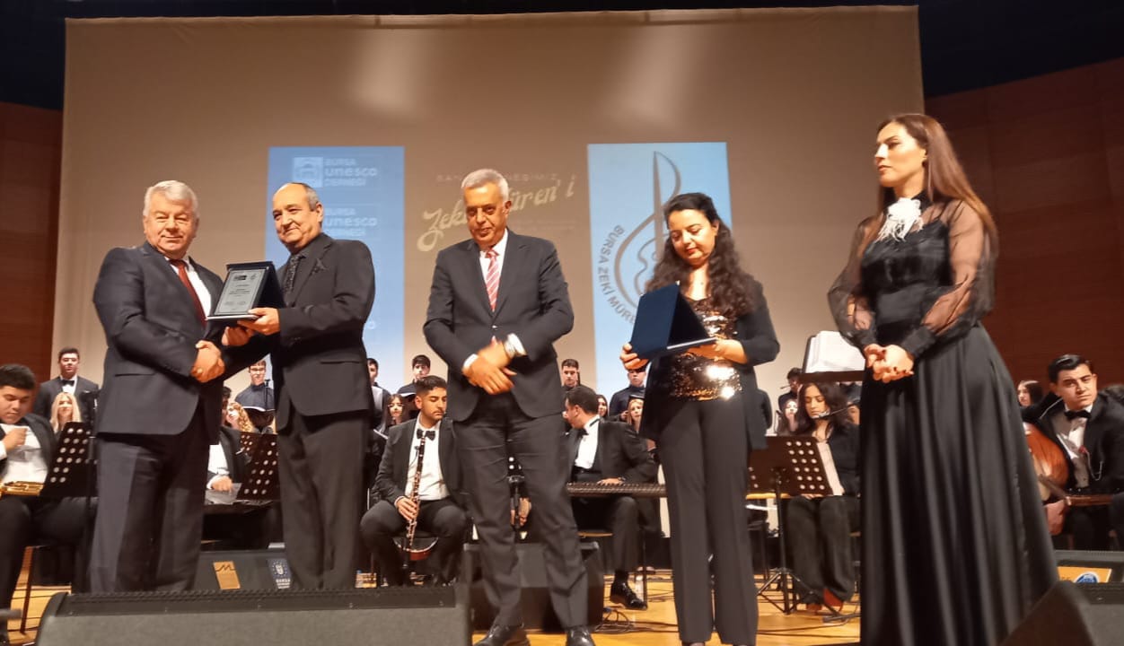 Zeki Müren, doğum gününde Bursa’da anıldı