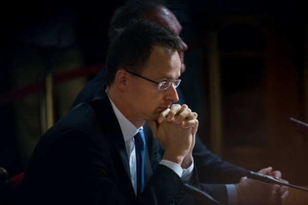 Szijjarto, Honduras’ın yeni Cumhurbaşkanı Nasry Asfura’yı kutladı