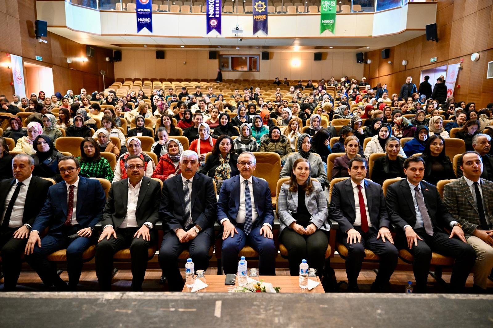 Vali Yavuz: Aile, milletimizin en temel yapı taşıdır