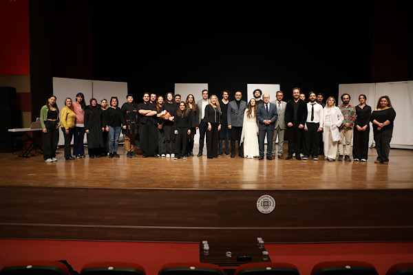 Muğla’da “Umut” adlı tiyatro oyunu sahnelendi