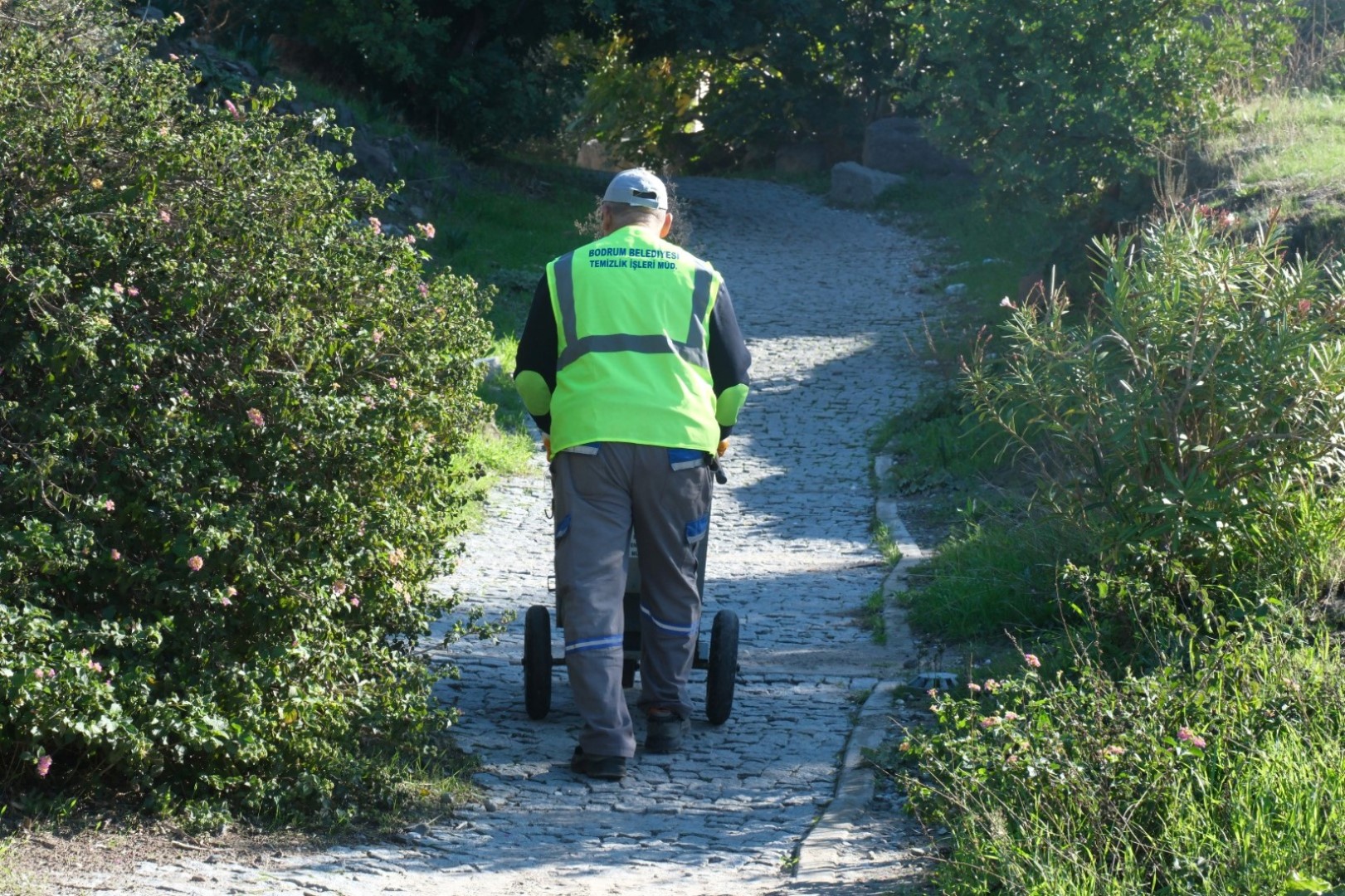 Bodrum’da geri dönüşümle temizlik araç gereçleri üretiliyor