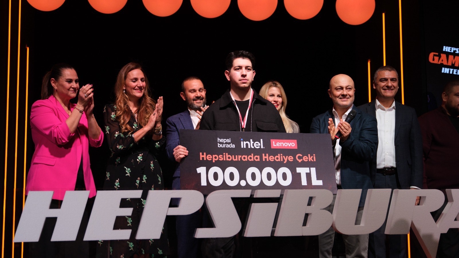 Hepsiburada Gamestar büyük final gerçekleşti