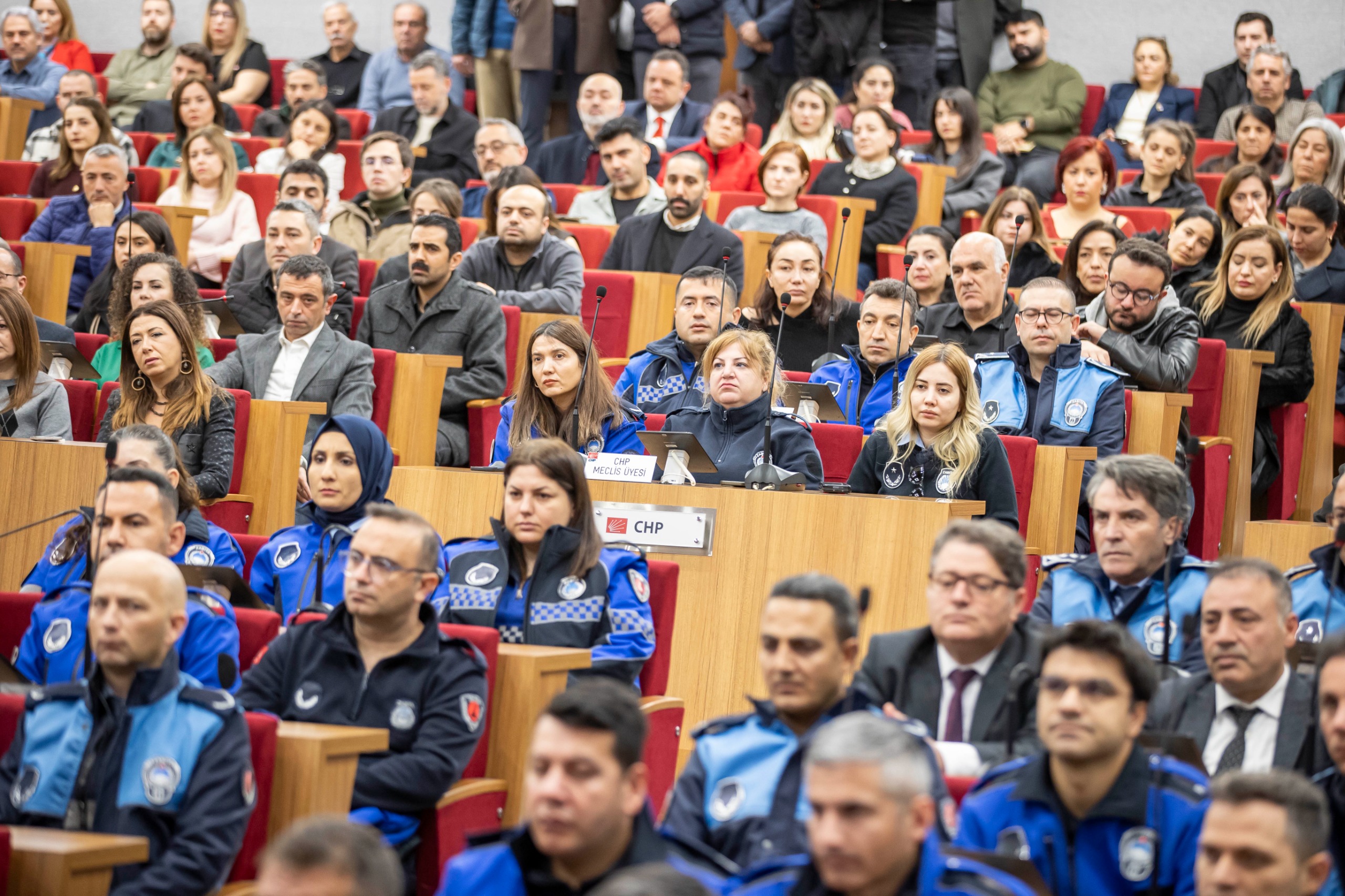 Başkan Tugay: Bu şehri ayakta tutan asıl güç sizlersiniz