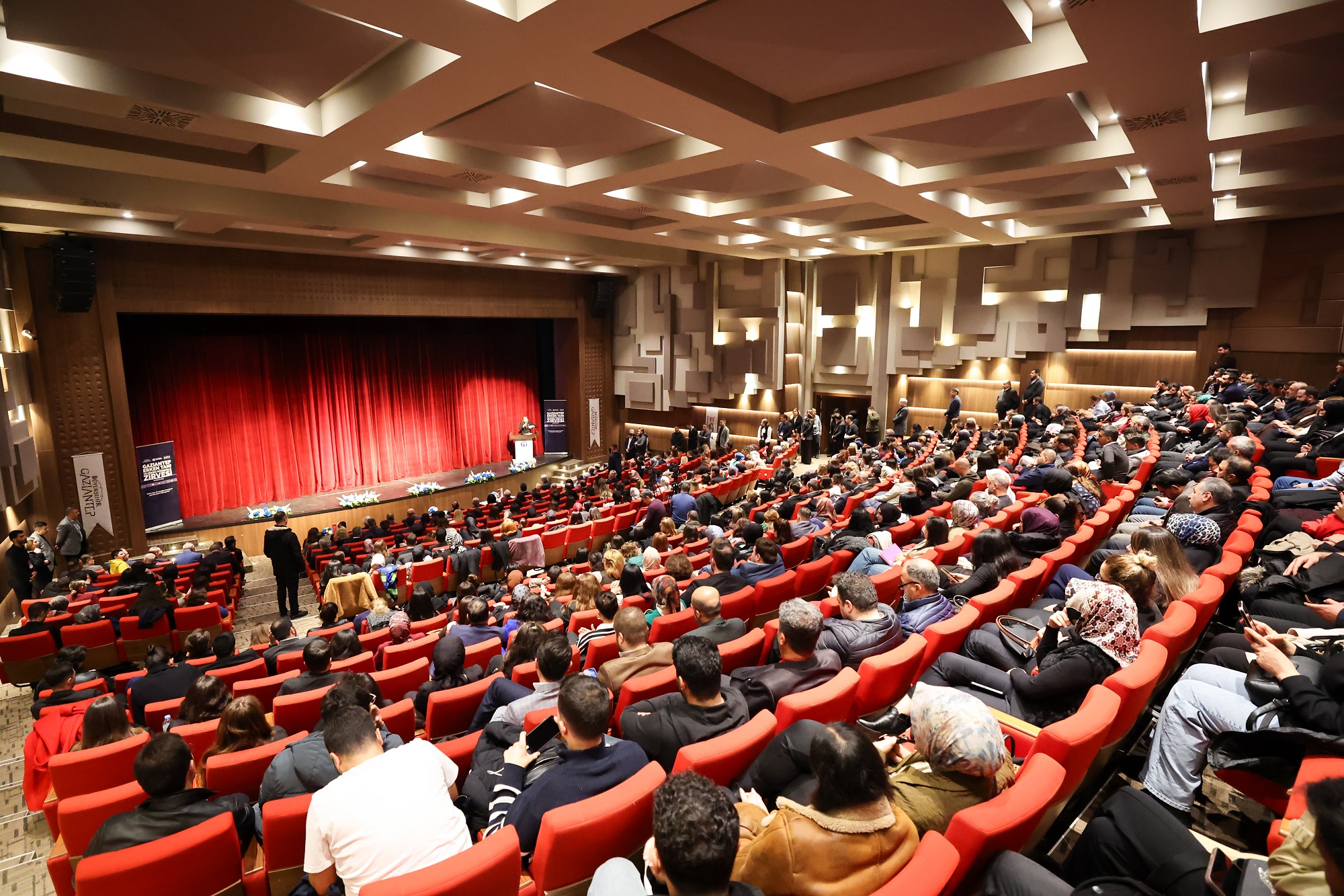 Erken Tanı ve Erken Müdahale Zirvesi Gaziantep’te gerçekleşti