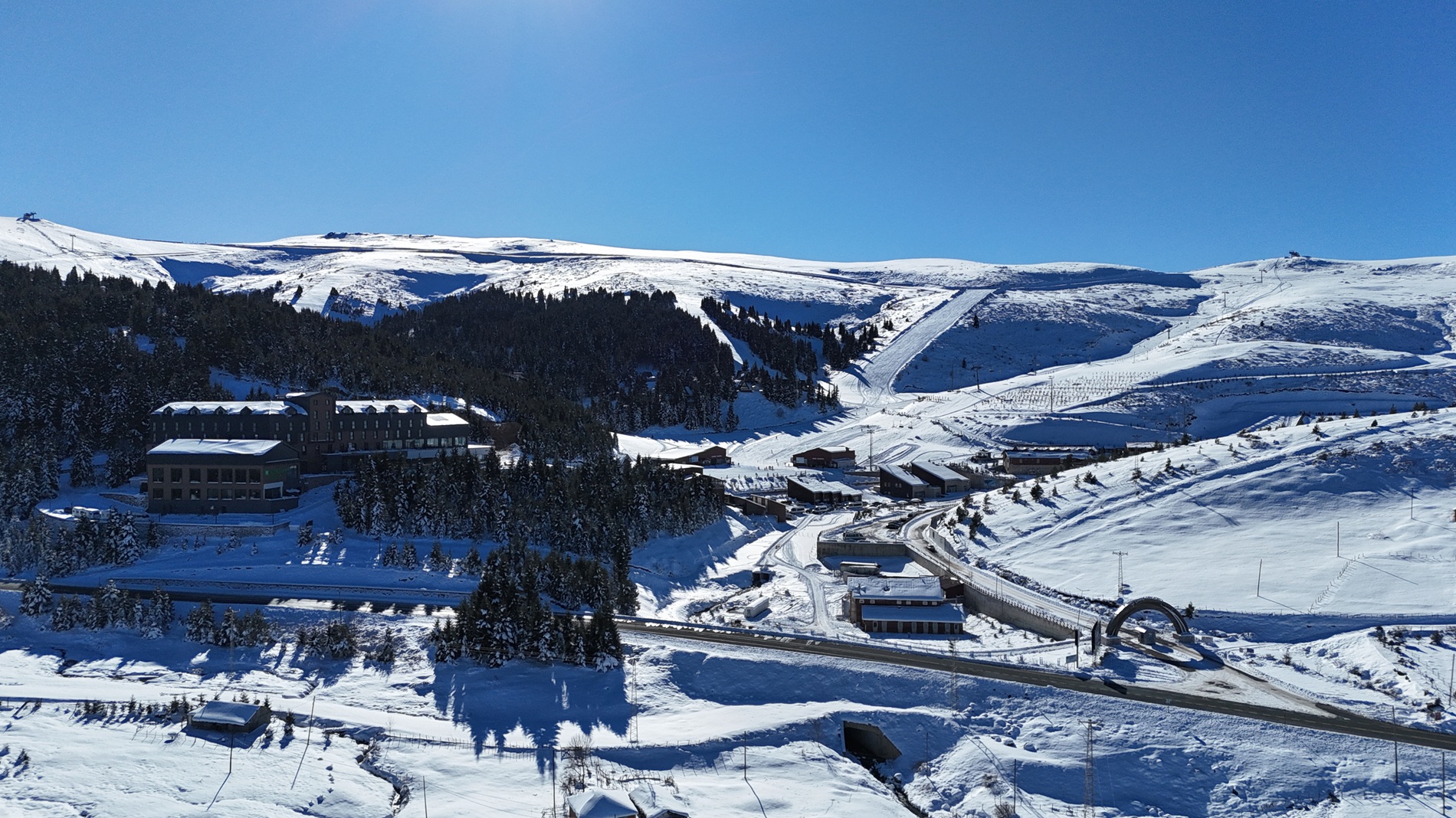 Çambaşı’nda kış sezonu açıldı