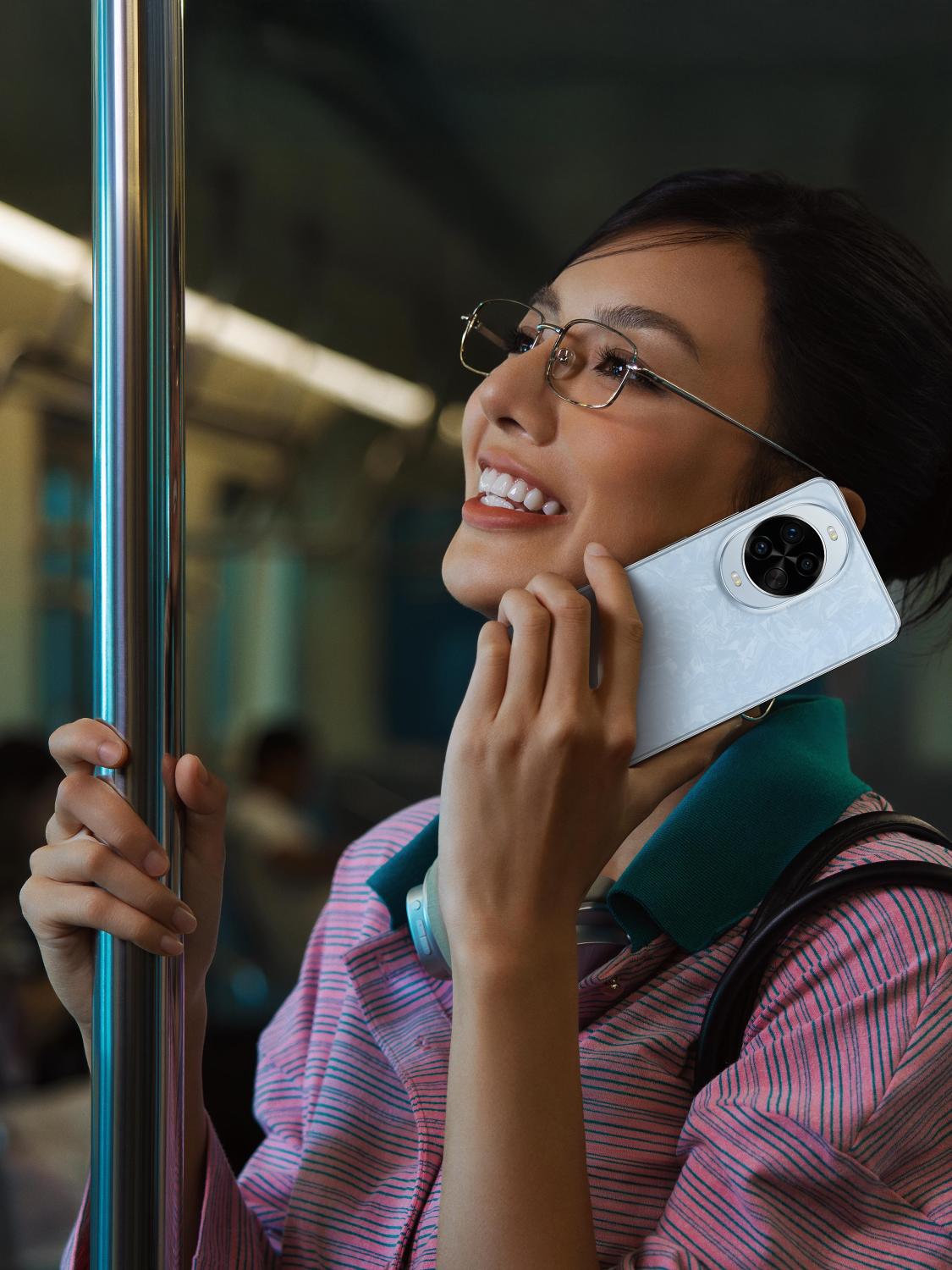 Selfie kamerasındaki yenilikleriyle HUAWEI nova 14 Pro ön satışta