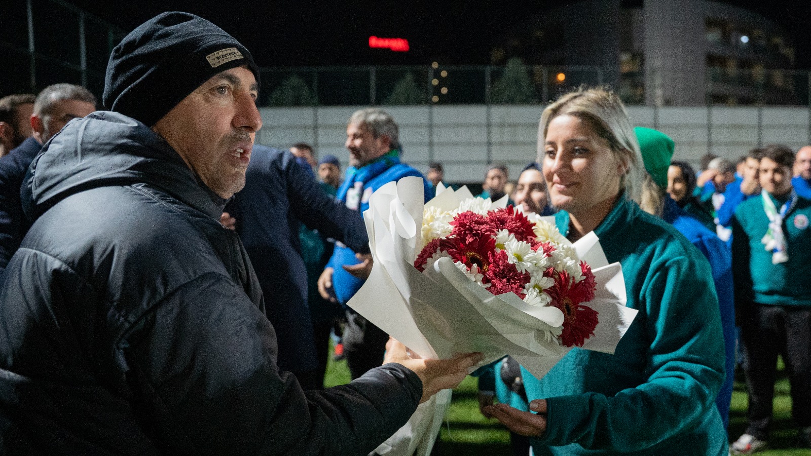 Başkan Turgut’tan Çaykur Rizespor antrenmanına ziyaret