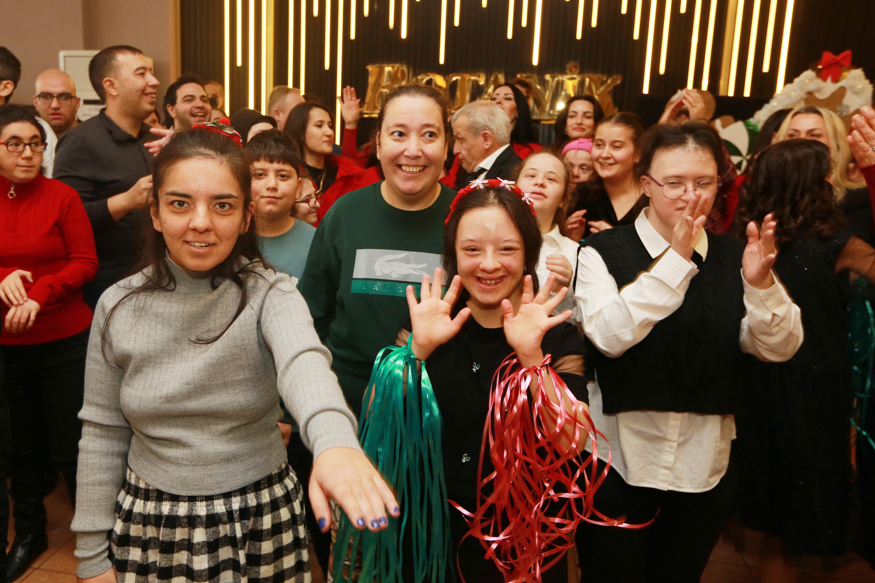 Nefes Engelliler Sosyal Tesisi üyeleri yeni yılı kutladı