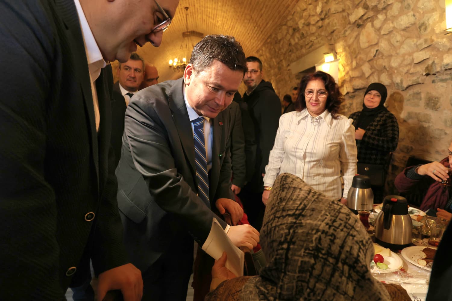 Aydın: Vatandaşlara dokunan hizmetler yapmaya devam ediyoruz