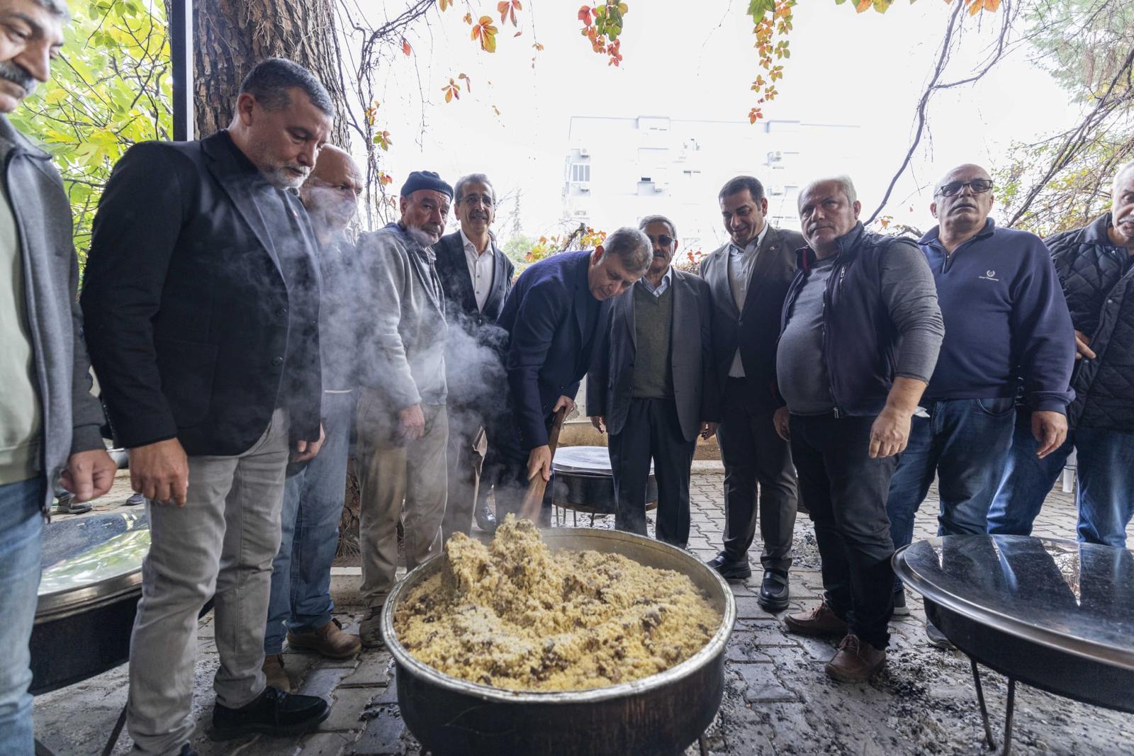 Başkan Tugay, Abdal Musa için düzenlenen lokma duasına katıldı