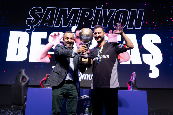 Yaay eTürkiye Kupası’nda şampiyon Beşiktaş oldu