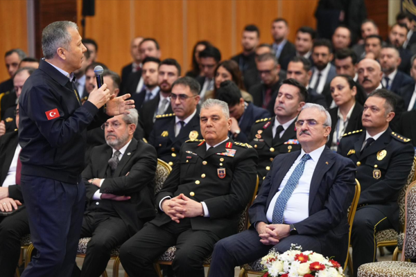 Yerlikaya: Uyuşturucu, birçok suçun kaynağıdır