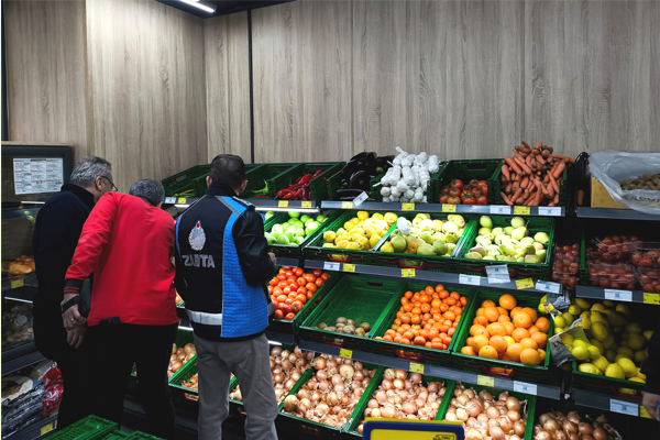 Yalova Belediyesi’nden sebze ve meyvede künye denetimi