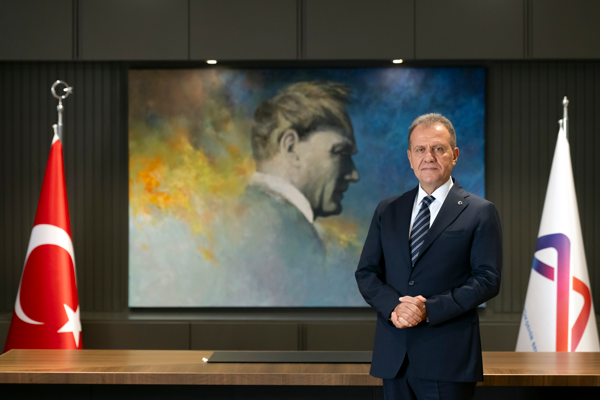 Seçer, Mersin’in düşman işgalinden kurtuluşunun yıl dönümünü kutladı