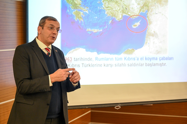 Bornova Muhtarlar Akademisi eğitimlerini sürdürüyor