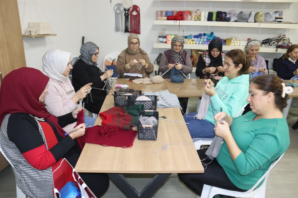 İzmit Belediyesi Kadın ve Aile Hizmetleri Müdürlüğü, 2025’te çalışmalar gerçekleştirdi