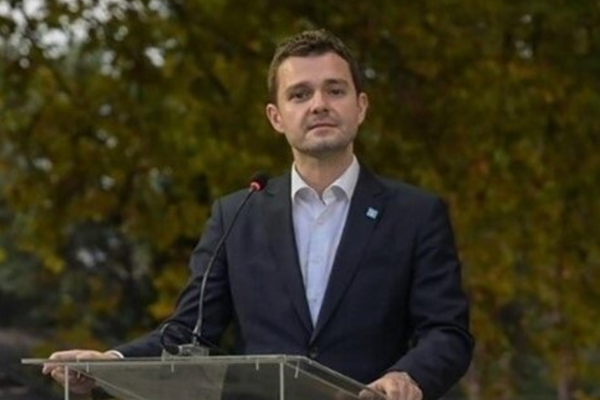 Kuzey Makedonya Dışişleri Bakanı Mucunski, ABD Büyükelçisi Aggeler ile görüştü