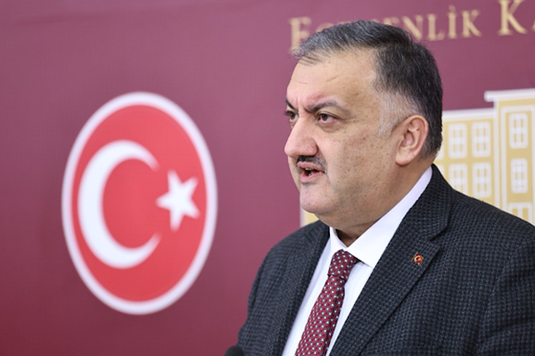 DEVA Partili Karal: Trafikteki şiddet, toplumsal yıpranmışlığın göstergesidir