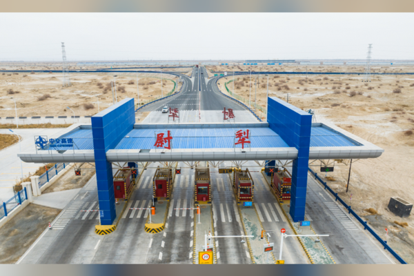 Xinjiang ulaşım altyapısında tarihi atılım