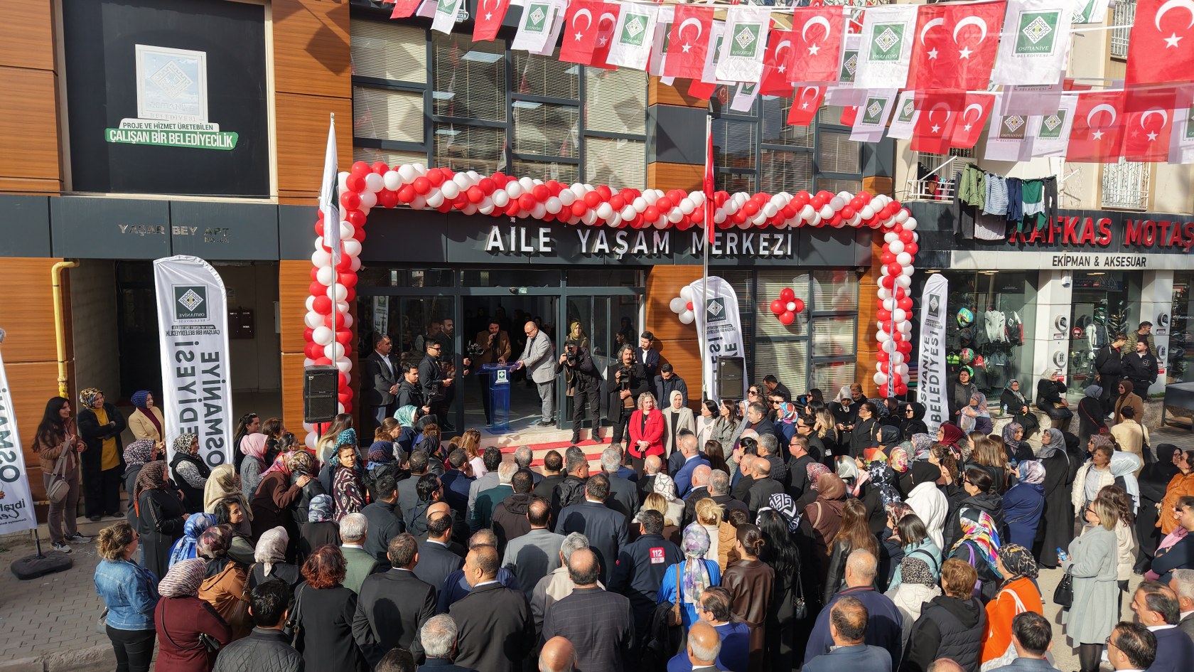 Osmaniye’de İstiklal Mahallesi Aile Yaşam Merkezi hizmete açıldı
