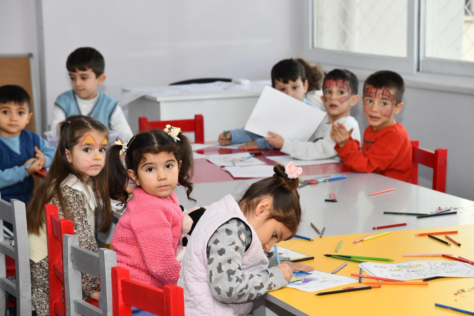 Osmaniye’de İstiklal Mahallesi Aile Yaşam Merkezi hizmete açıldı