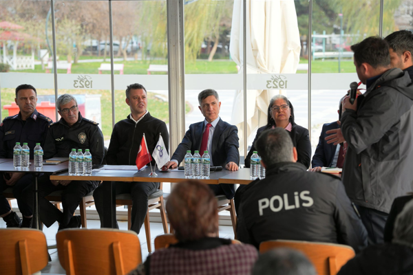 Çobançeşme Mahallesi’nde halk toplantısı düzenlendi