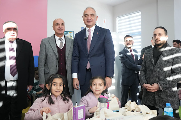 Bakan Ersoy: Son 8 yılda 221 yeni kütüphaneyi hizmete açtık