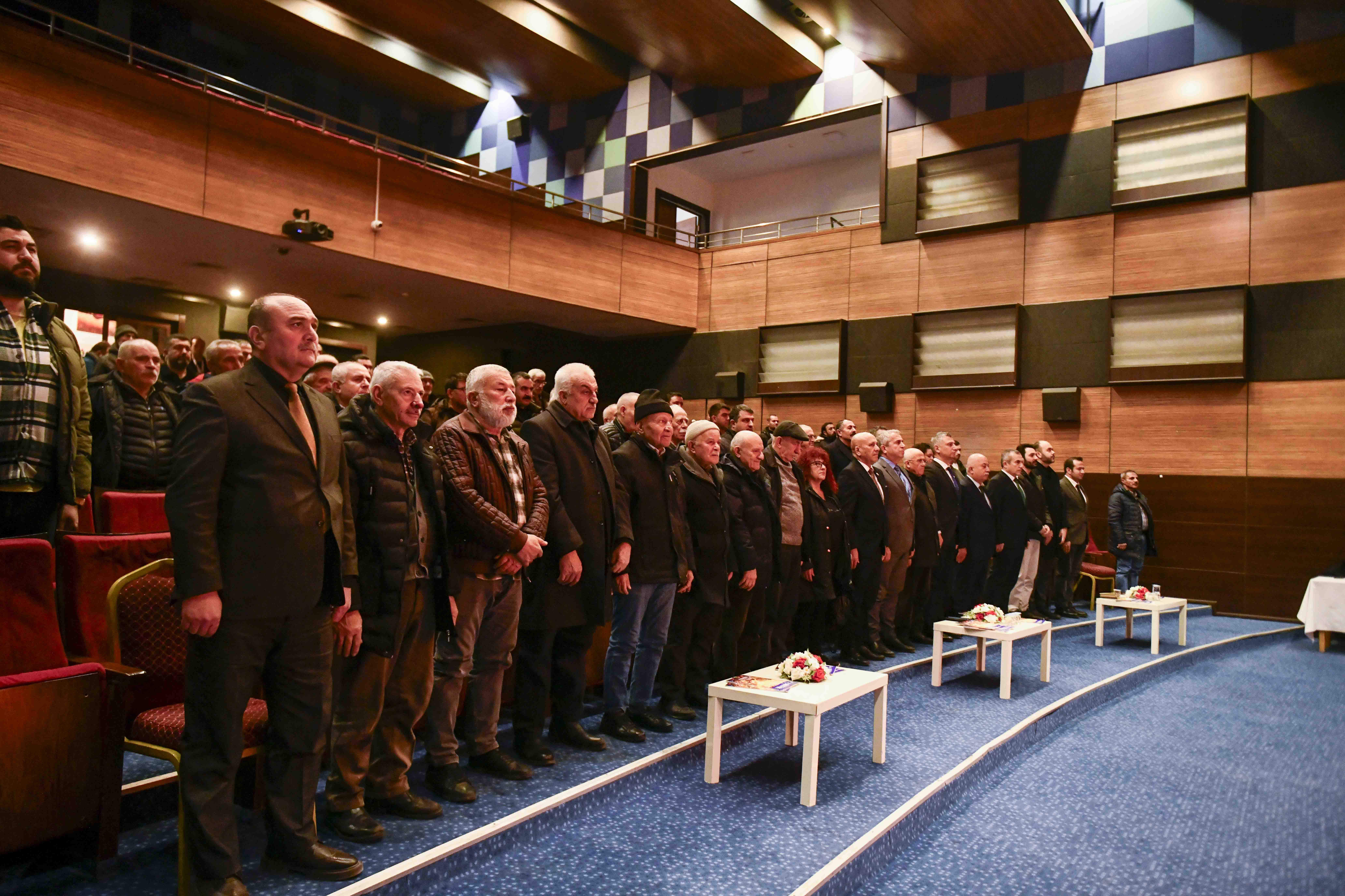 Vatandaşlara “Kışlatmadan, İlkbahara Arıcılıkta Koloni Yönetim” eğitimi verildi
