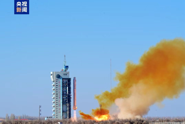 Çin, Cezayir’e ait uzaktan algılama uydusunu fırlattı