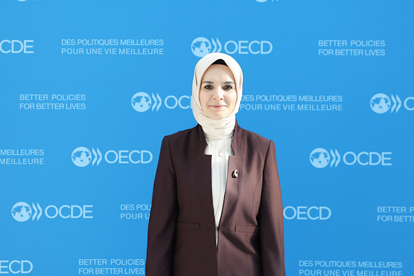 Göktaş: Engellerin sevgiyle aşıldığı bir dünya mümkün