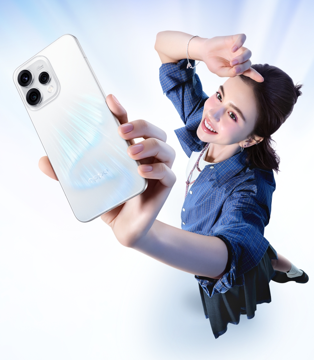 OPPO Reno15 serisi, kuzey ışıklarının güzelliği ile raflarda