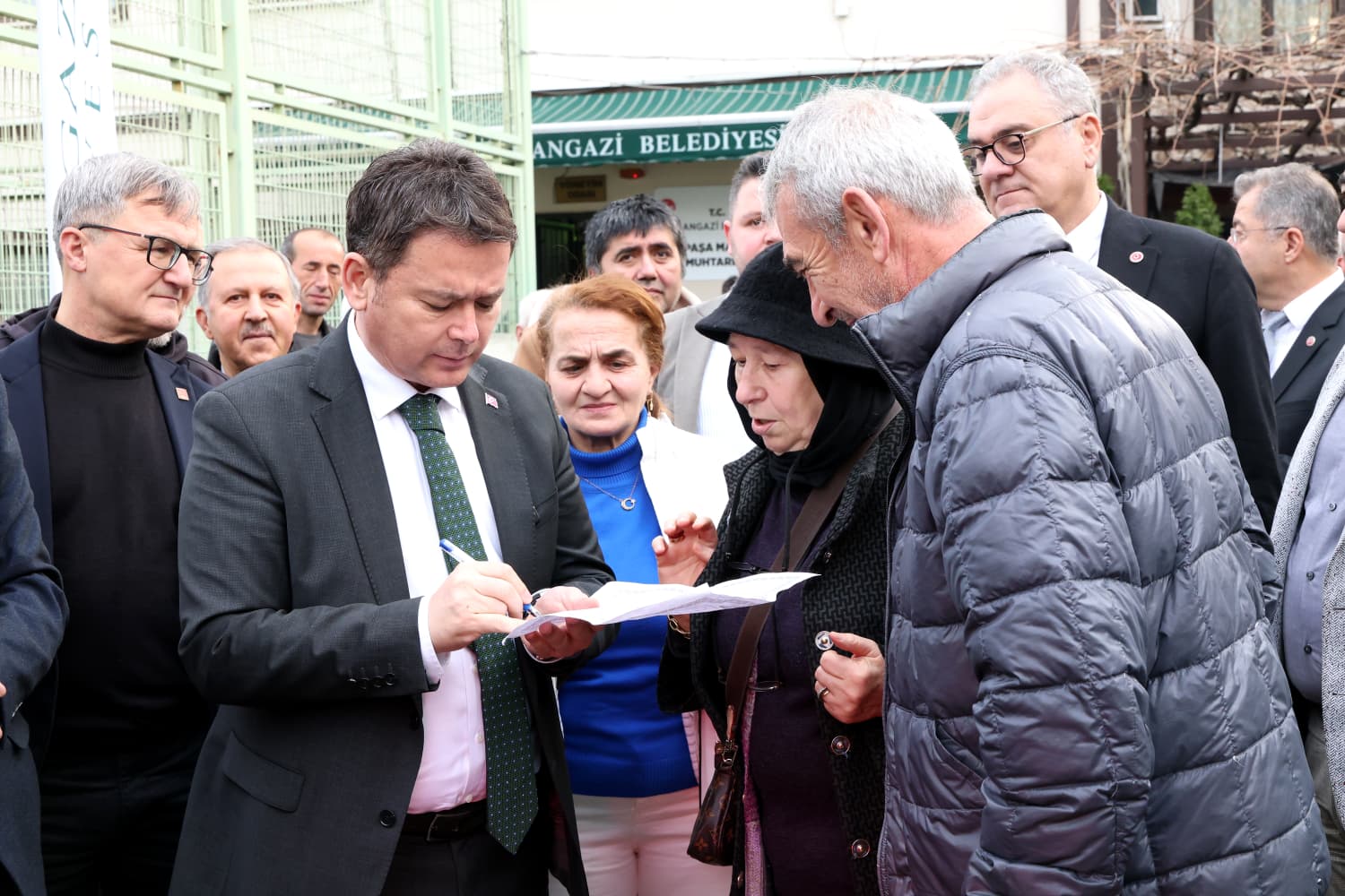 Başkan Aydın: 40’ın üzerinde mahalle buluşması gerçekleştik