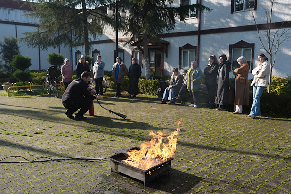 Düzce’de BELMEK kursiyerlerine yangın farkındalığı eğitimi verildi