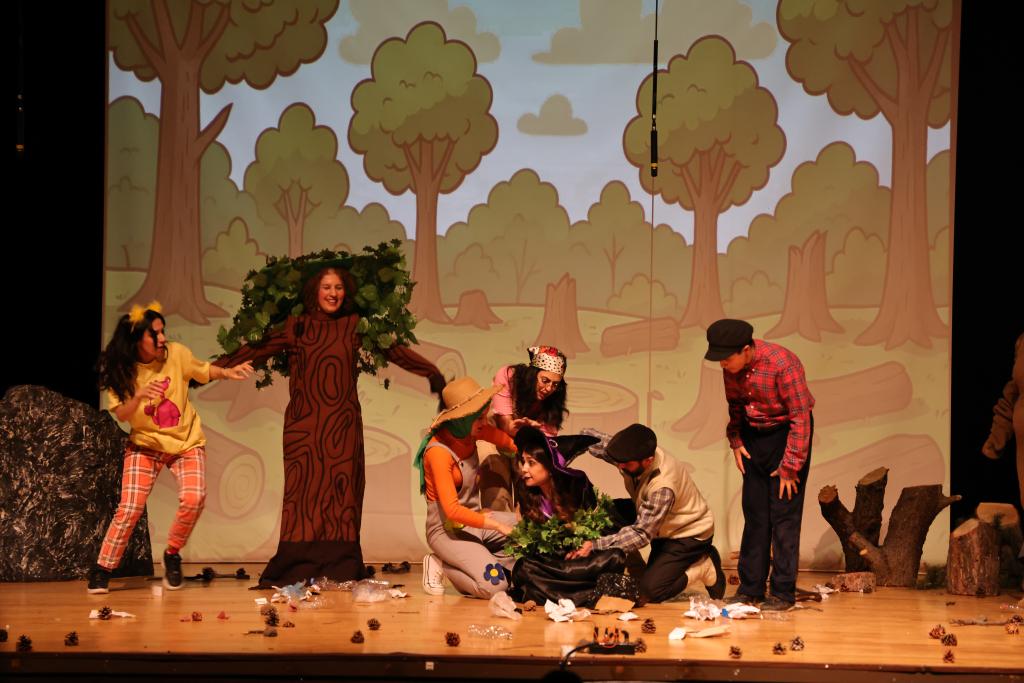 Kütahya’da “Ormanın Koruyucuları” oyunu sahnelendi