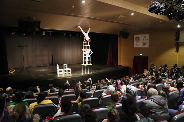 Maltepe’de “Yetenek Sirkiniz” gösterisi düzenlendi