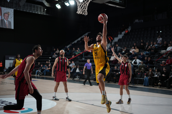 Konya Büyükşehir Belediyespor, Gaziantep Basketbol’u mağlup etti