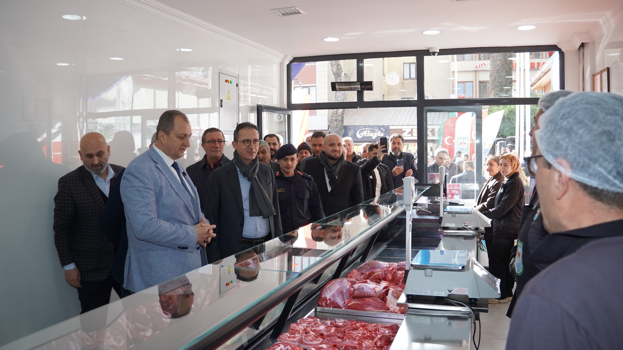 İznik’te Et Satış Noktası hizmete açıldı