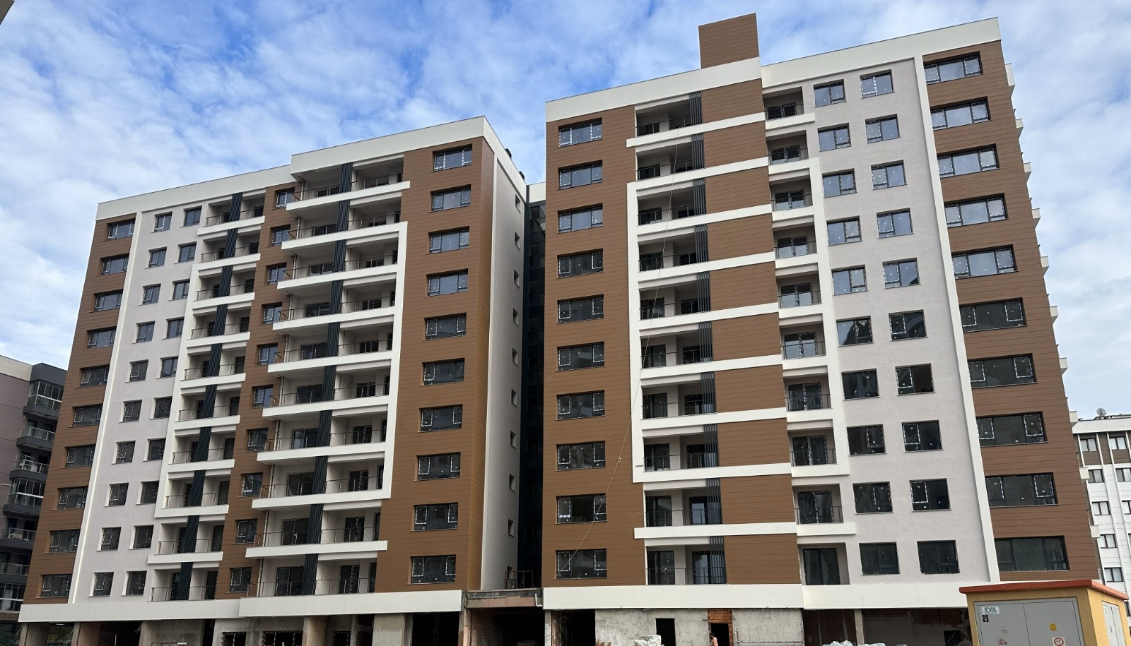 İzmir’de ‘güvenli kent’ hedefiyle dönüşüm süreci sürüyor