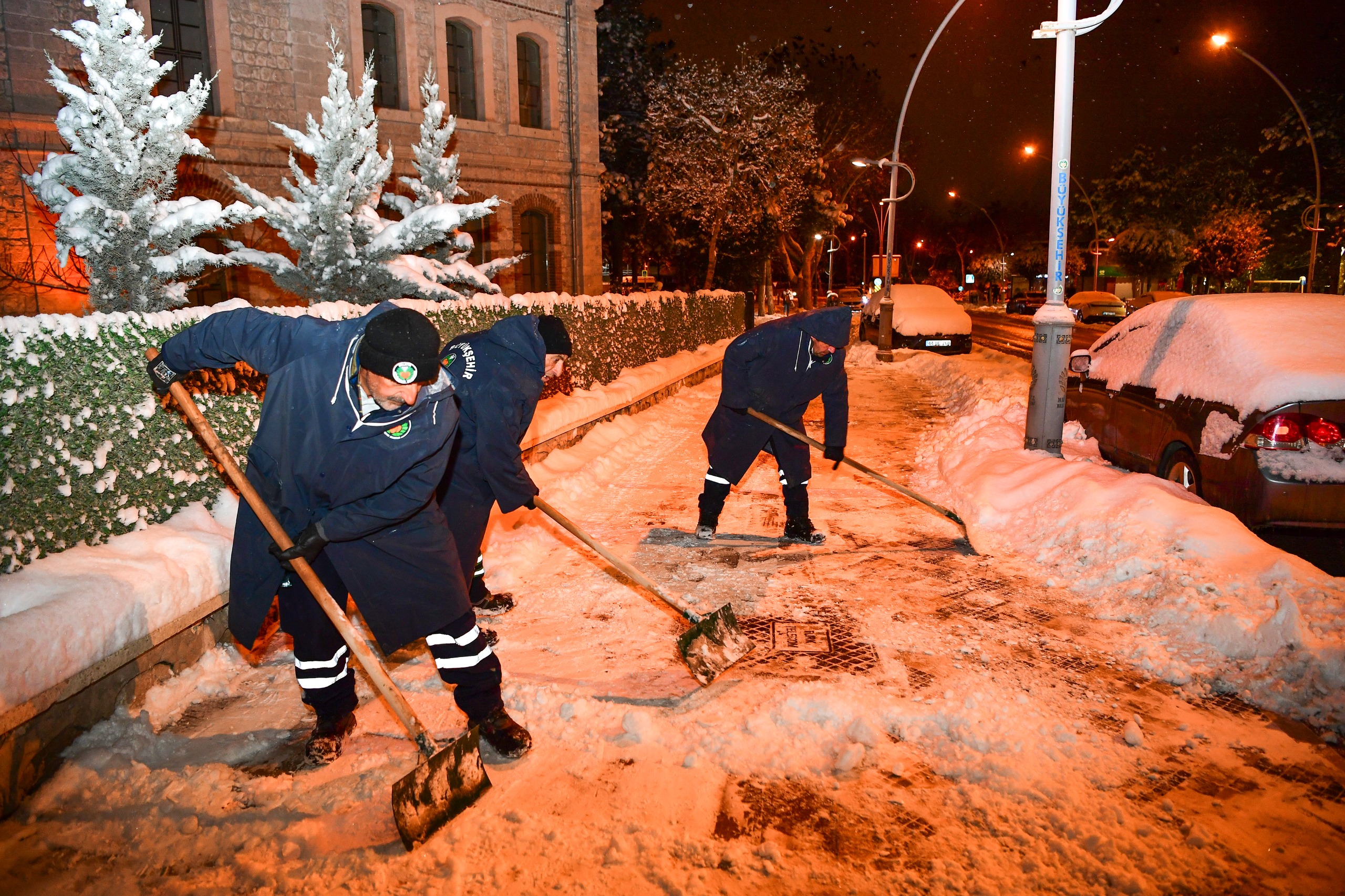 Malatya’da 117 mahalle yolu ulaşıma açıldı