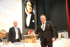 İkitelli OSB’de Görev Değişimi: Başkanlığa Mehmet Mutlu Seçildi