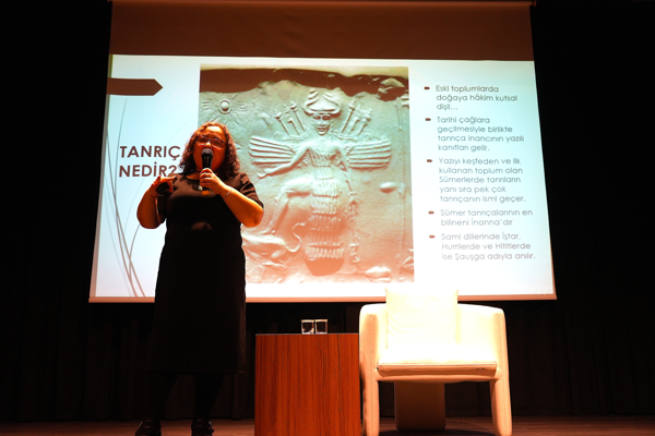 Maltepe’de “Kadınlar Tarih Konuşuyor” söyleşisi gerçekleştirildi