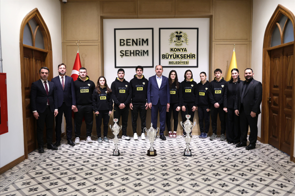 Konya Büyükşehir Belediyespor Judo Takımı, Başkan Altay’ı ziyaret etti