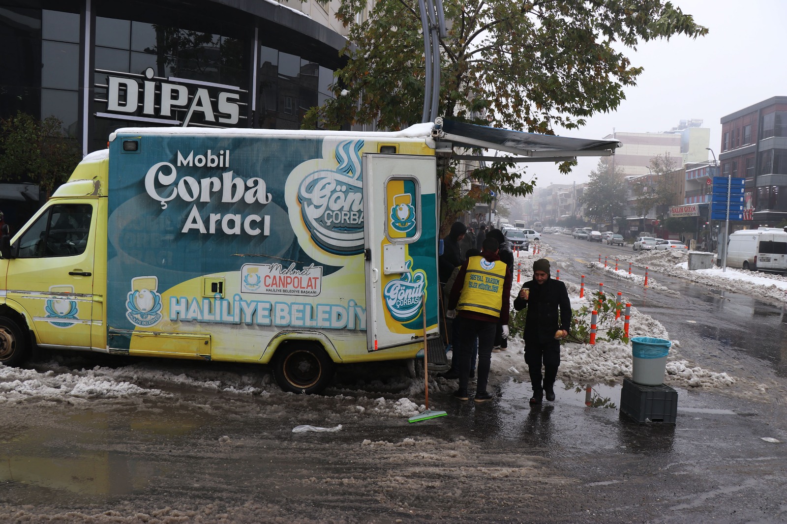Haliliye’de karla mücadele çalışmaları