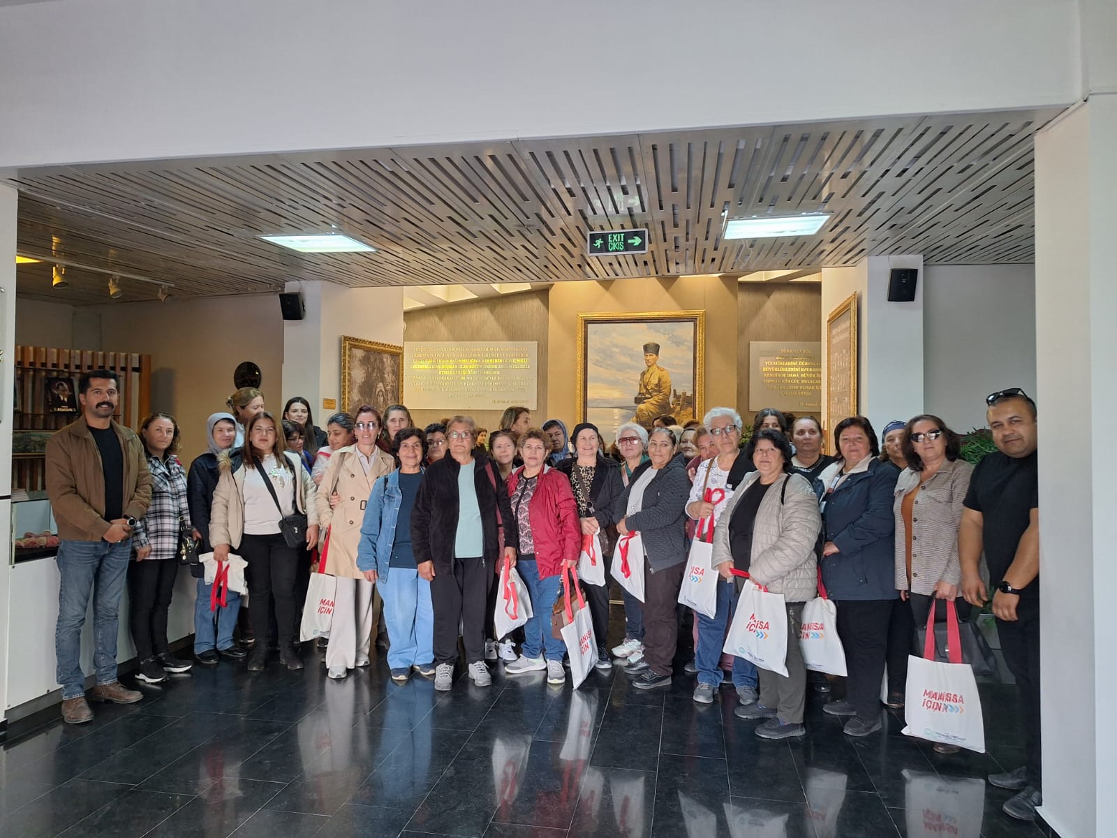 Dutlulu: Kadınların sosyal hayatta aktif olması önceliğimiz