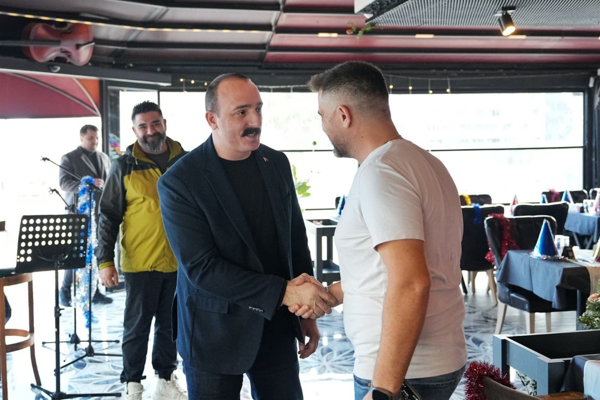 Kotan’dan Konyaaltı esnafına yeni yıl ziyareti